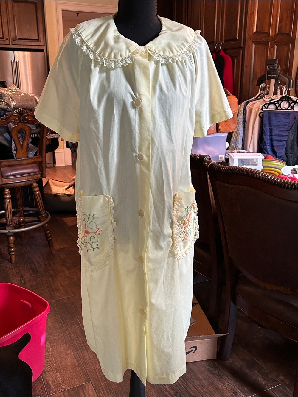 Yellow Cotton 1960’s Housecoat Button Front Floral Pockets
